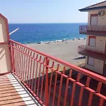 Bilocale Jonio Apartman *