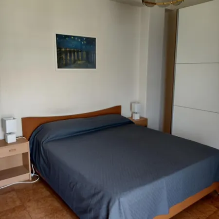 Bilocale Jonio Маскали